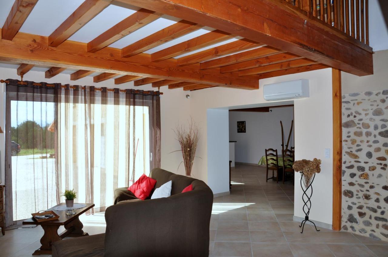 Gîte Chez ANTONIN Villeneuve-Lecussan Extérieur photo